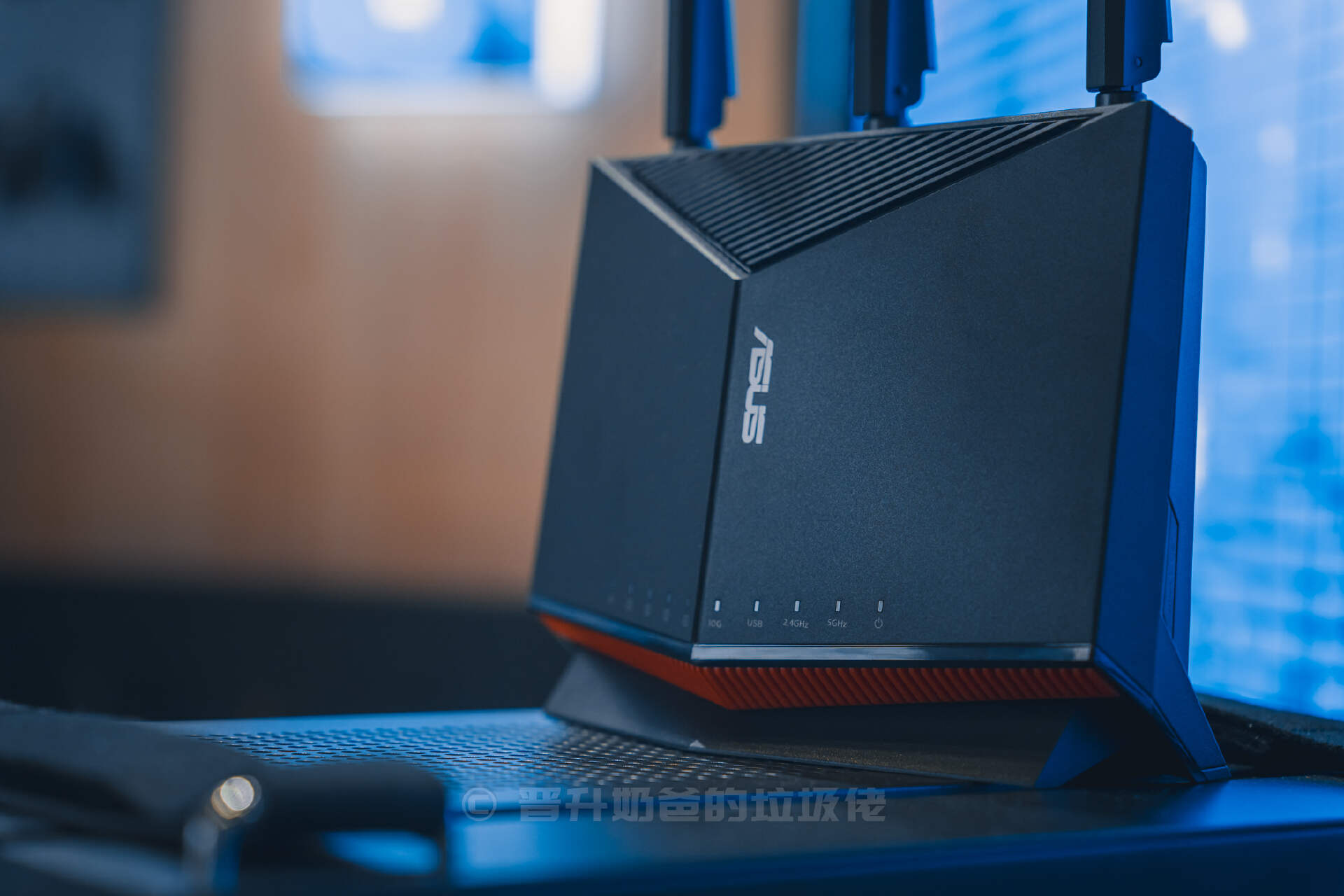 专治全屋WiFi覆盖难题，家庭无线布网攻略|华硕BE86U实践