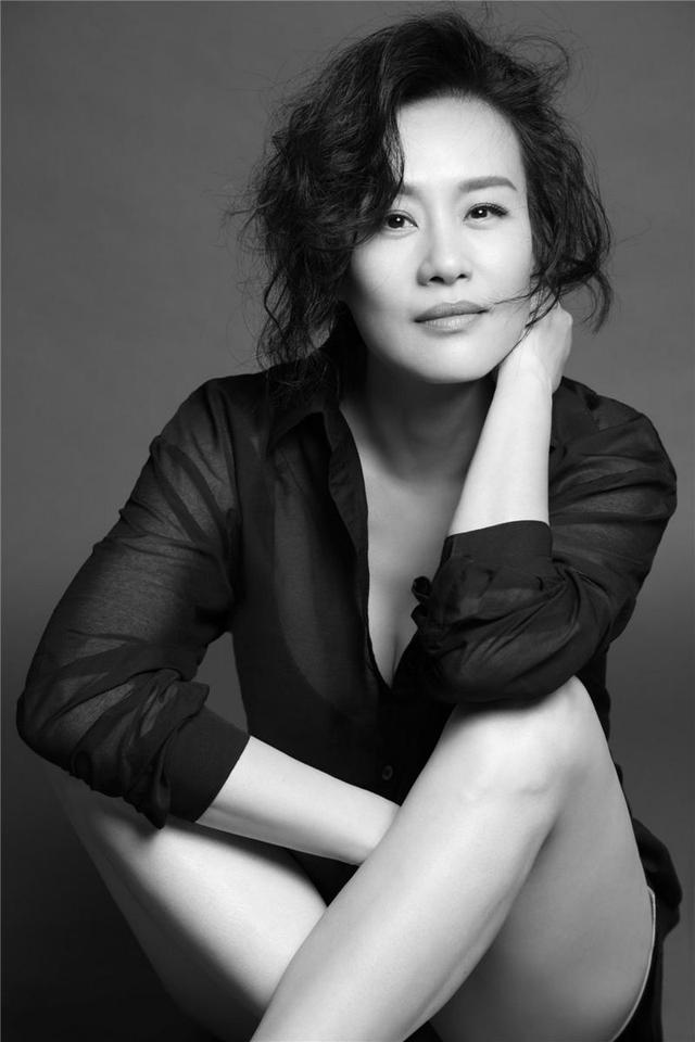 20年前,母亲惊艳了中国影坛,20年后,女儿成为了“全球最美”