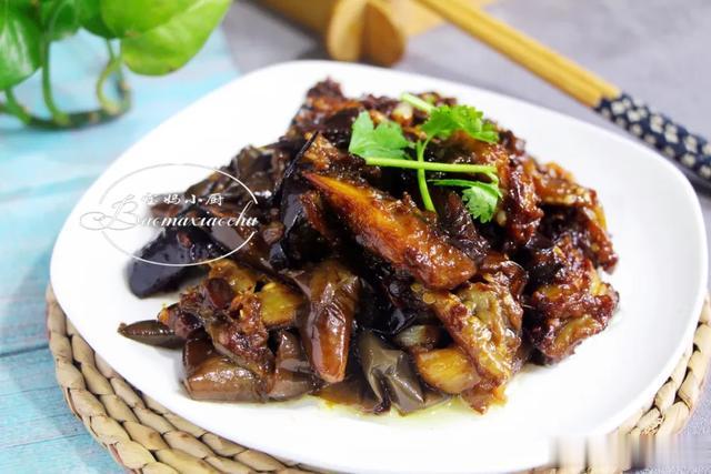 “中伏吃3宝，少往医院跑”，中伏，记得吃3宝，身康体健过伏天