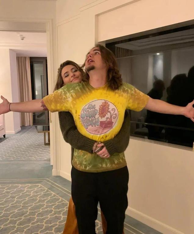 15年了,杰克逊子女怎样了?长子白癜风,女儿成模特,幼子最像他