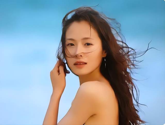 41岁江一燕现状曝光定居云南县城结婚生女