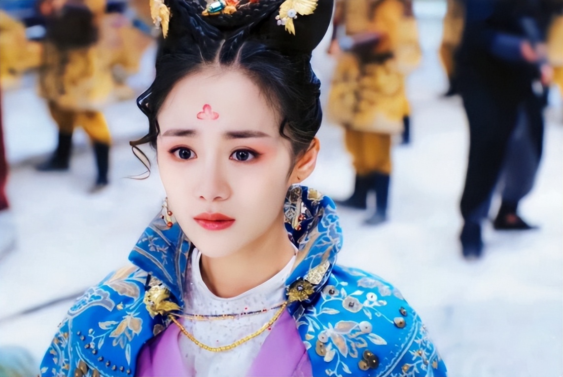 《饕餮记》上线!原本冲男主王佑硕来的,却被35岁古装女神惊艳了