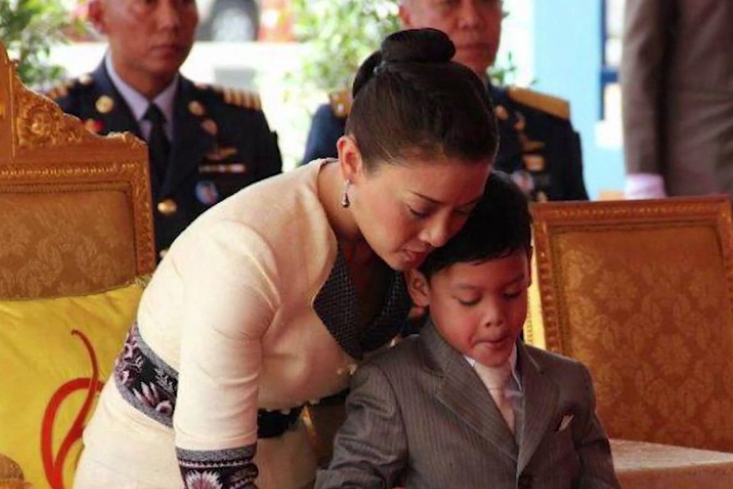 提帮功新海报,这是要当储君的节奏?