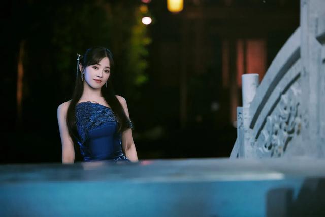 央视中秋晚会好评如潮 李玉刚 张含韵戏腔惊艳全场!