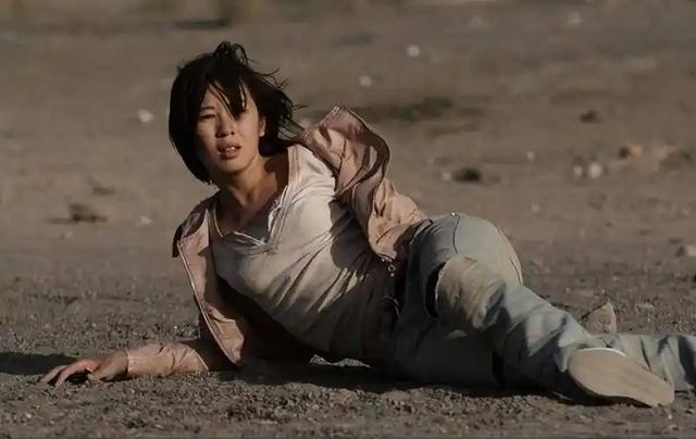 与王全安恋爱十年无果，如今48岁的她，直接官宣结婚想做家庭主妇