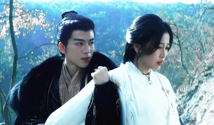 一年播七部剧毫无水花,果真成了下一个“润玉”