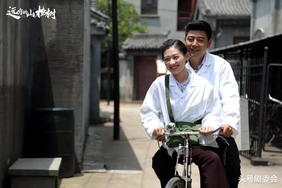 今晚首播！36集年代大剧来袭，央视力推，我敢说：这剧收视能爆