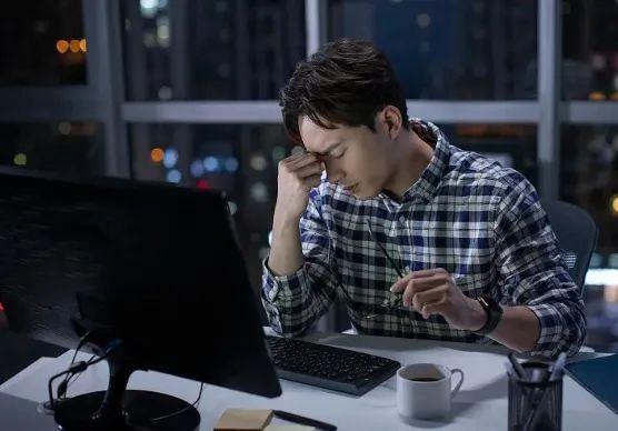 数名医生建议：心率不超过这个值，不用担心猝死，该吃吃该喝喝