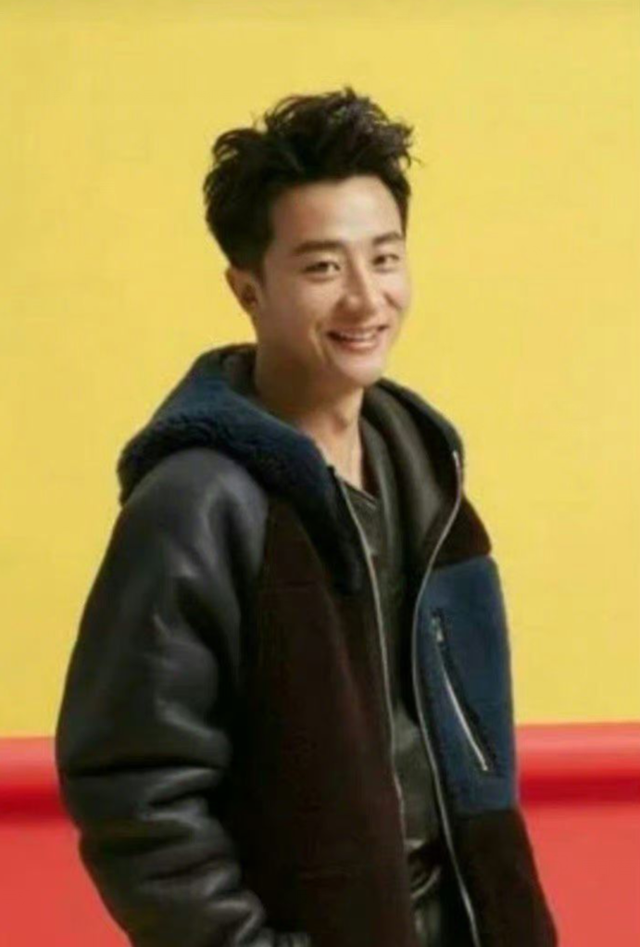 黄轩方否认家暴，不料狗仔公开挑衅，直言他们的公关手段很愚蠢