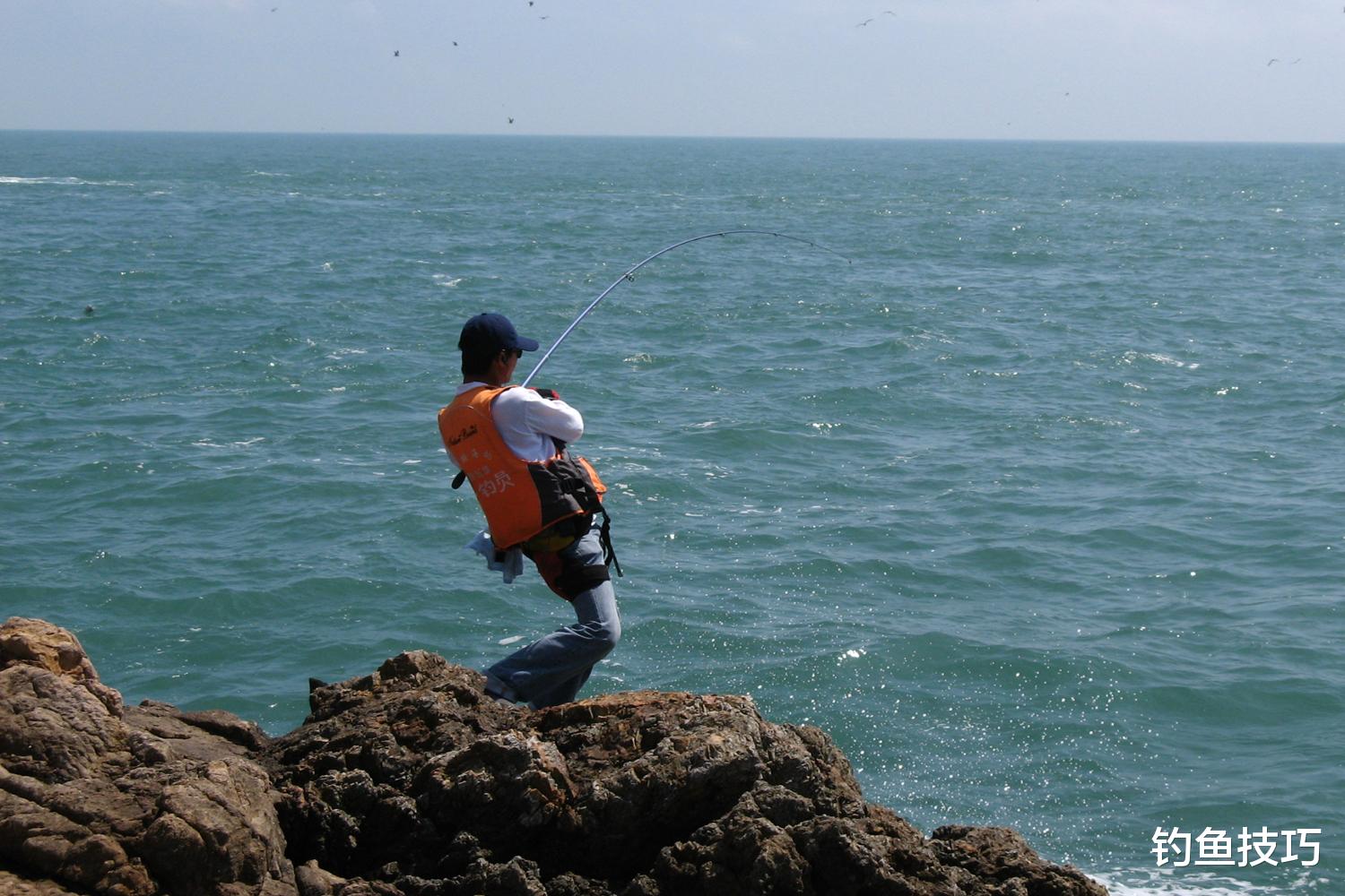 初春海钓的4个要领,抓住海钓的好时机