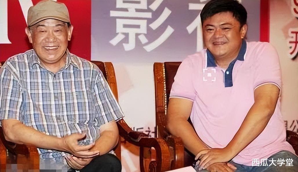 “国家一级演员”高明:结婚55年零绯闻,儿子很面熟却叫不出名字