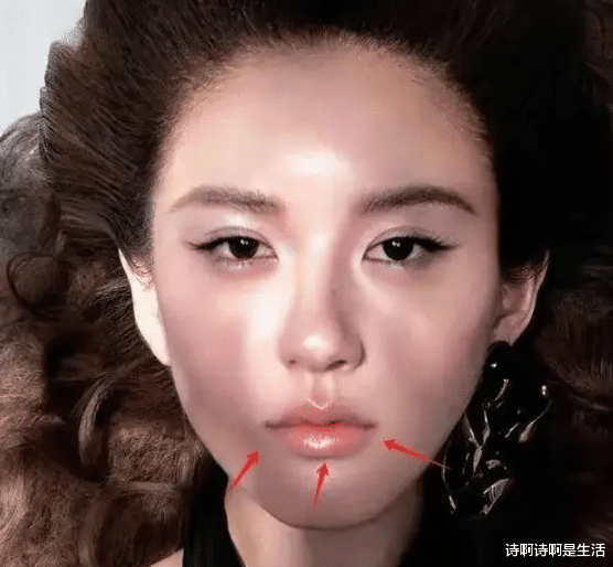 第二个周雨彤?模仿赵丽颖遭群嘲,和刘亦菲同台见高低,野心不小