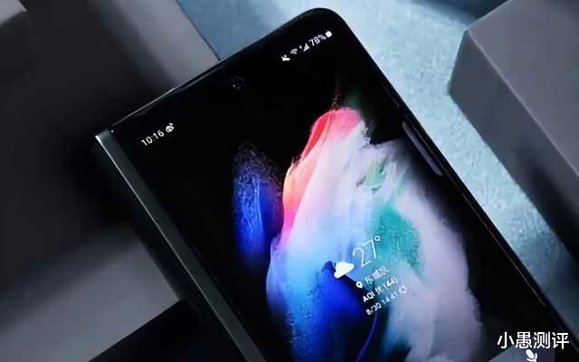 三星豁出去了，三星Z Fold3售价跌至1617元，等等党赢了