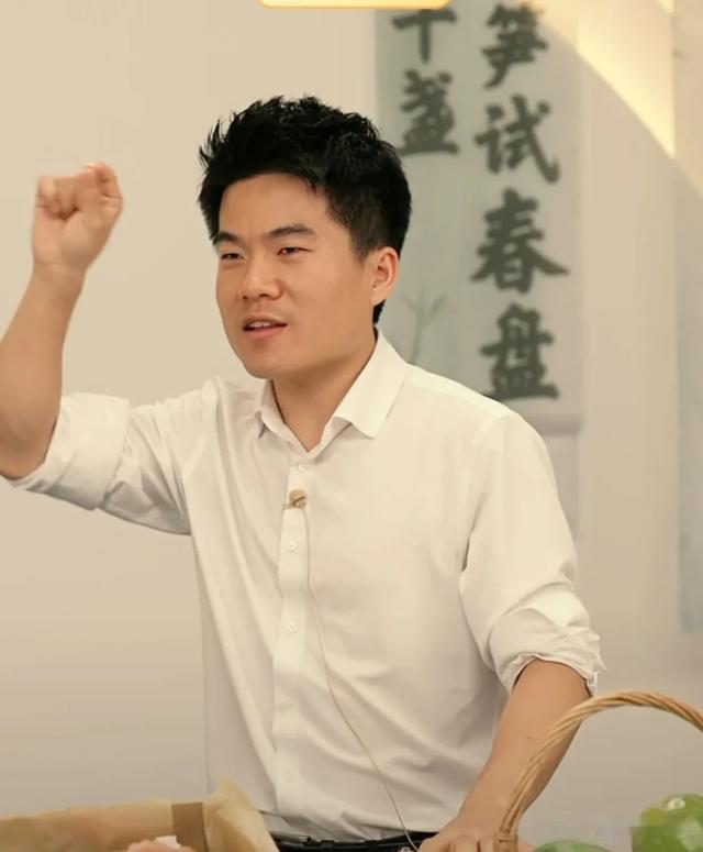 怪怪的！董宇輝獨立不到3個月帶貨超10億上熱搜，網友：對不起