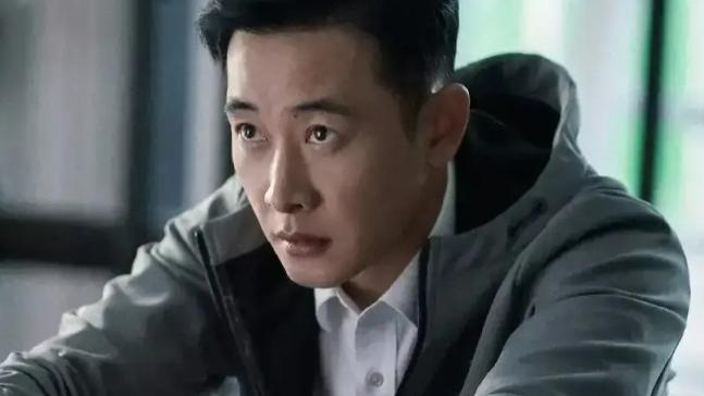 才播6集，评分高达8.6，终于有让我熬夜狂追的刑侦黑马剧了