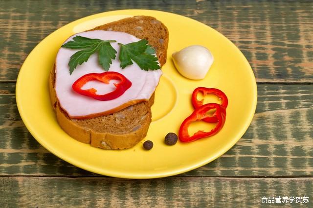 没流量也要讲，食物热量和饱腹感的比例，才是减脂的关键