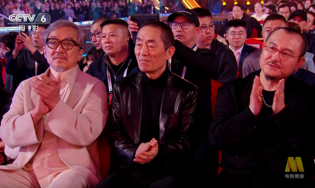 湖北这一晚，江湖地位，咖位大小，在70岁成龙身上体现的淋漓尽致