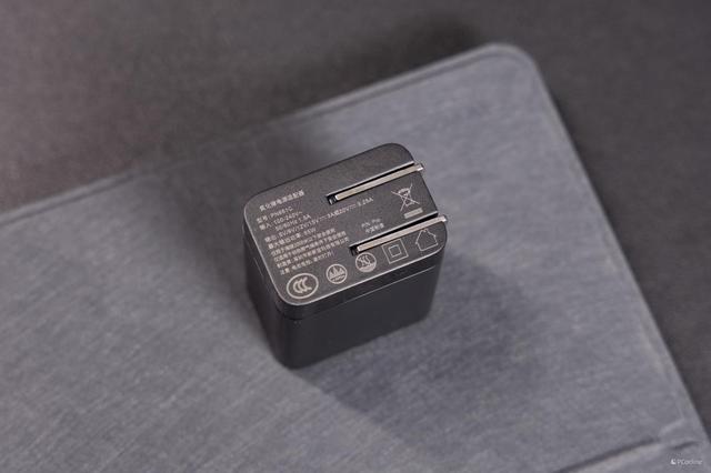 便宜了,也更值得入手了?体验三合一Win平板铭凡V3 SE