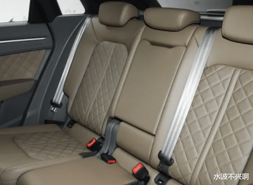 166800元入手的奥迪SUV，原价279800元起，堪称豪车“价格屠夫”