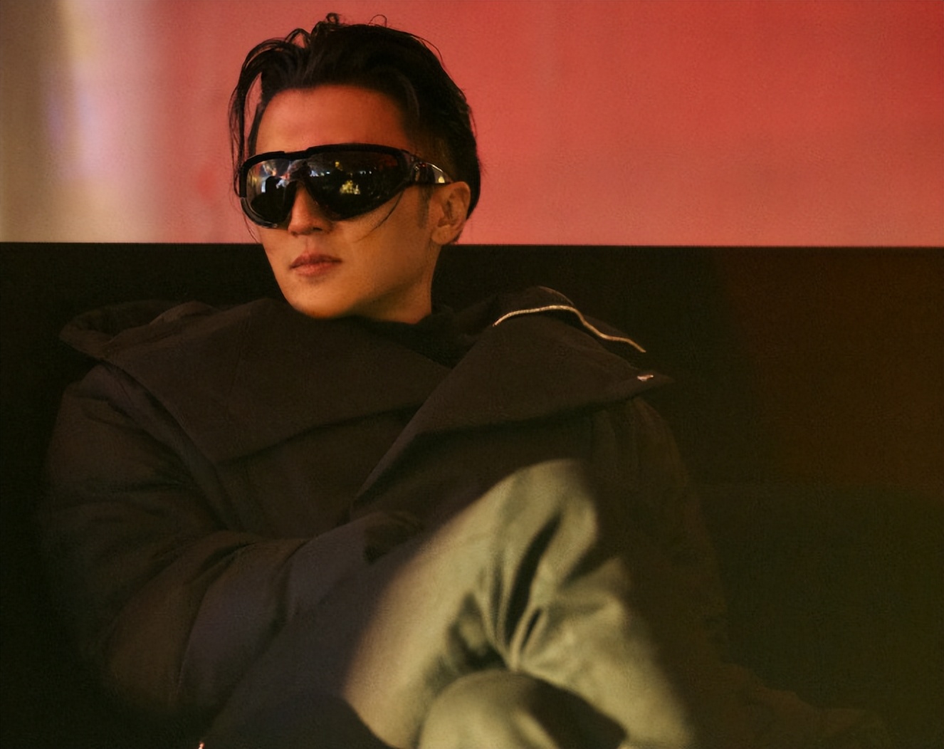 吴京新电影杀青,题材比未拍的《战狼3》精彩,流量小生竟参演了