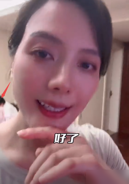 汪涵妻子公开宣布有二胎，10岁沐沐帮妈妈管教妹妹，哥哥力爆棚