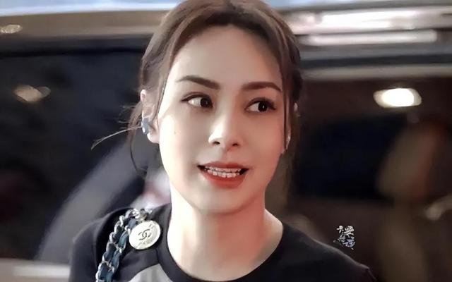 女明星为什么都喜欢和陈冠希玩?看完这个, 你就懂了!“冠希”门