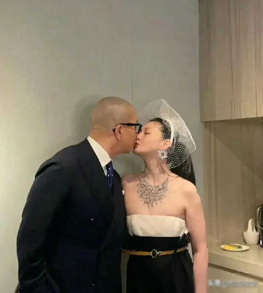 大S爆猛料:具俊晔家中“放飞自我”,玥儿菻菻成“目击证人”