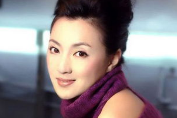 |从5登春晚到沦落精神病院,演员金玉婷的结局,印证了郭德纲的话