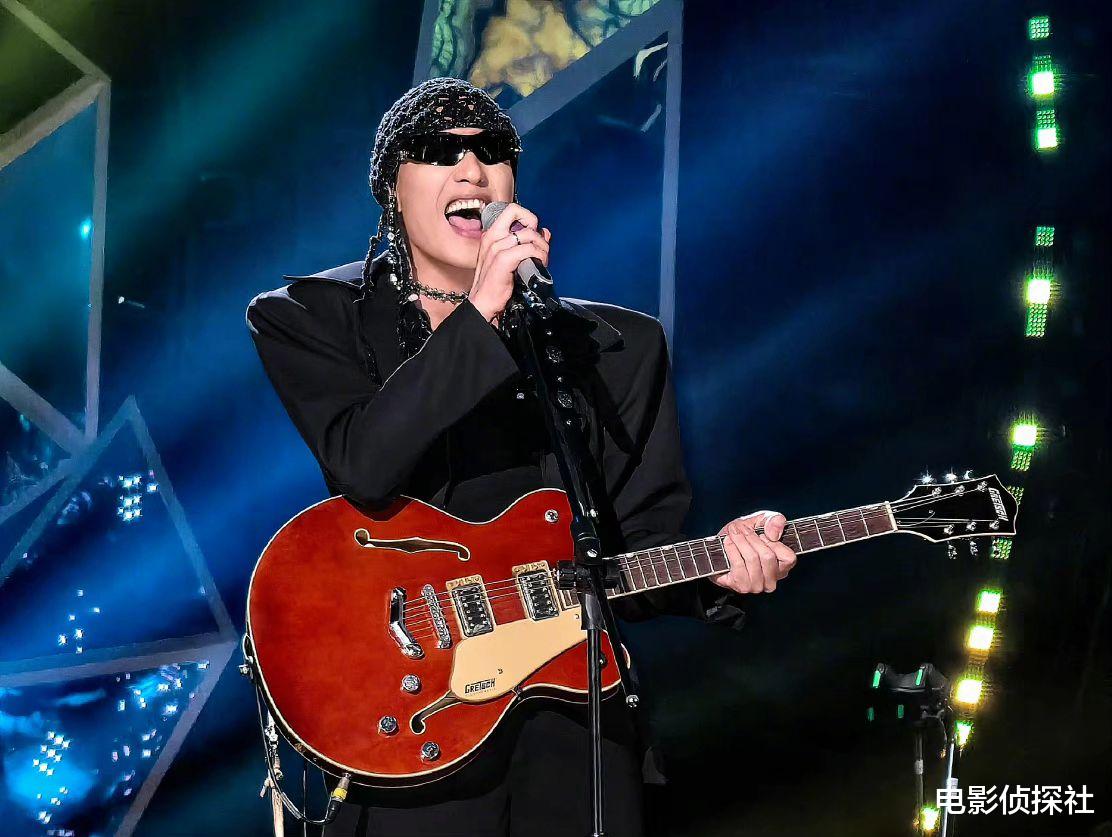 《歌手》又踩雷！断眉查理.普斯遭外网抵制，网友呼吁芒果台换人