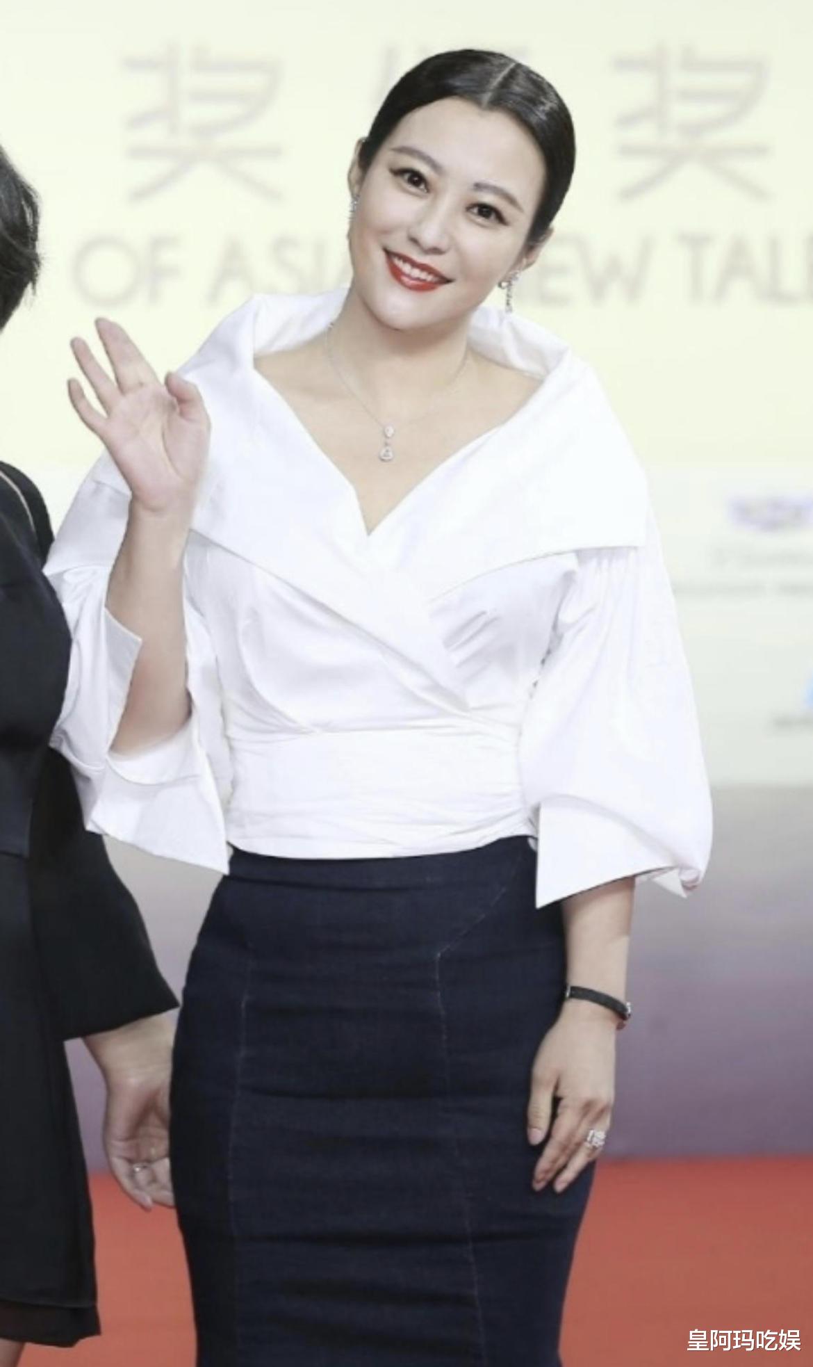 “一胖毁所有”的3位女星,年轻时倾国倾城,长胖后都成了土肥圆