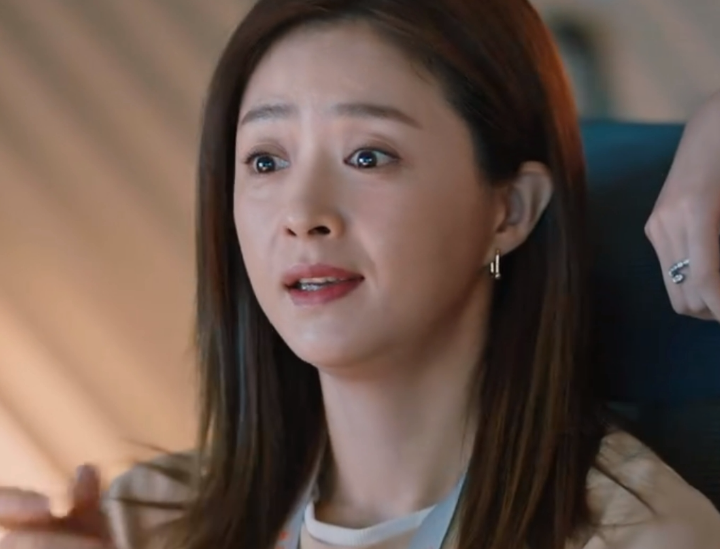 才播 1 集，收视率破 2，终于有让我熬夜追到底的央视都市剧了