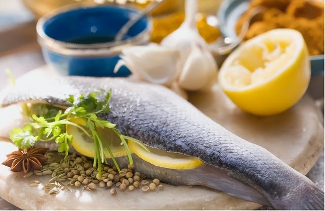 大补的鱼,不是带鱼和鲫鱼,而是这4种,鲜嫩爽滑,强免疫抗衰老