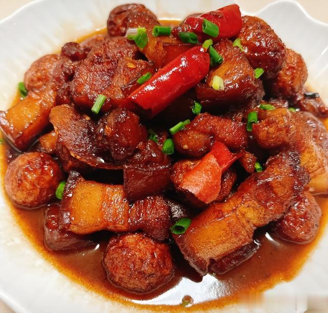 广东女子头次去重庆男友家,看到对方妈妈做晚餐,连夜提行李走人