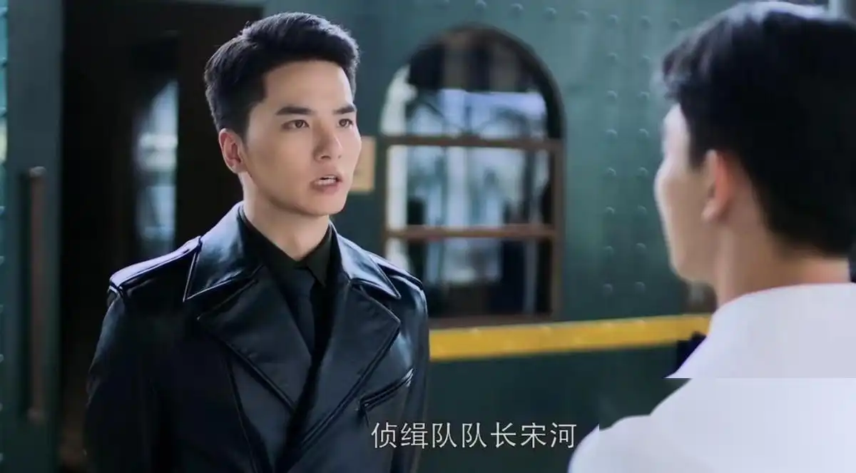 仅播6集，拿下热搜榜第一，国产剧终于有一部像样的探案剧了