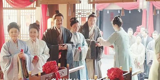 《九重紫》孟子义妈妈火了,客串宾客美貌惊艳,还夸李昀锐爱干净