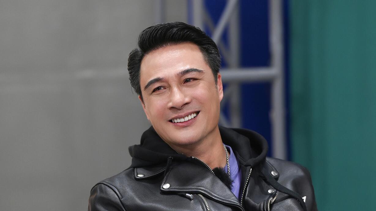 吴镇宇的“敢怒不敢言”，让我看到了《无限超越班》有多假