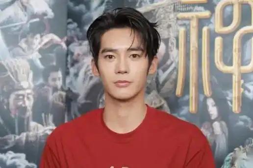 出轨男艺人竟获 “德艺双馨”,谁在背后力保?