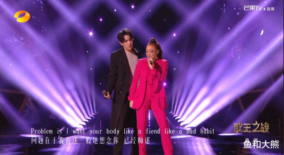《歌手》收官成笑话?那英煽情拿歌王凡希亚垫底,谭维维暴露剧本
