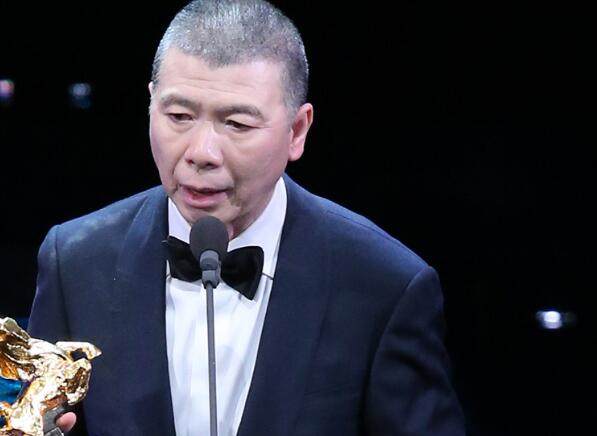 冯小刚痛批中国网络环境!道出了有钱人的无奈,但他却错得很离谱