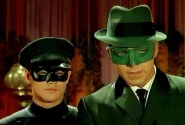 李小龙打遍天下无敌手?去世后妻子却透露:他其实很怕一种人