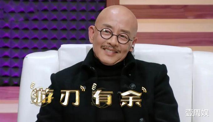 67岁TVB老戏骨宣布离巢，曾是古天乐的御用配音，网友感到惊讶和不舍