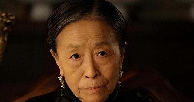 从最佳女主角到无人问津,晚年的张少华,为何被“千夫所指”?