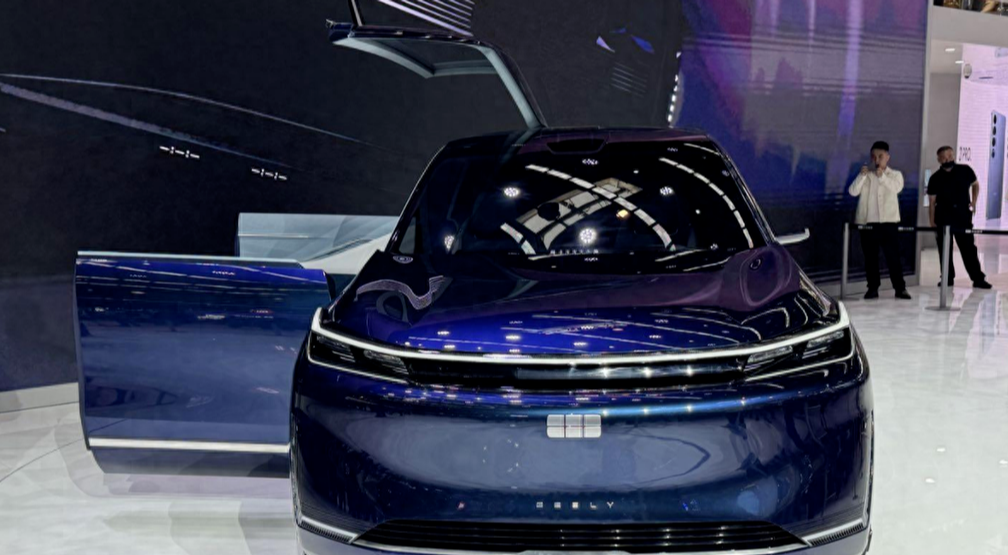 吉利发布史上最大SUV，续航破2000公里，硬撼华为理想ModelY
