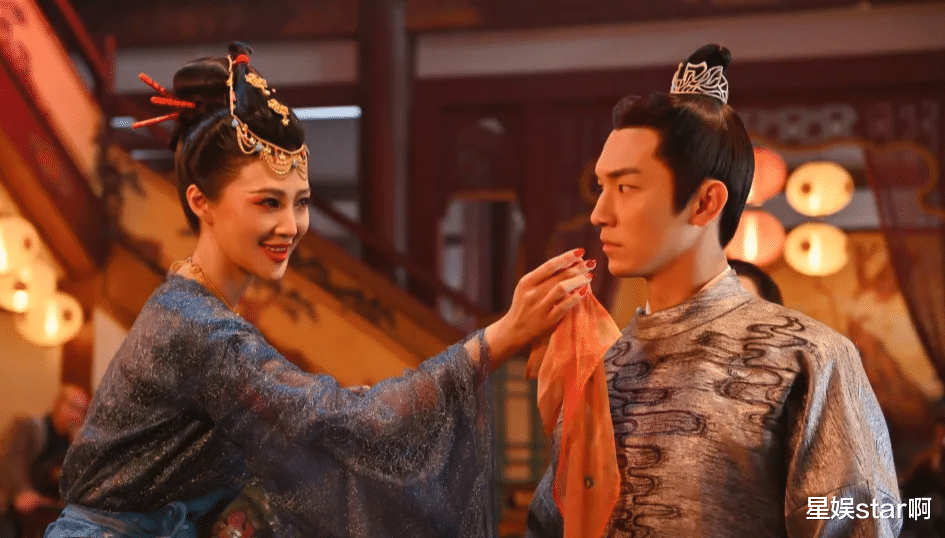 诡异迷案、反转不断！全员实力派，开启奇诡美学新风格