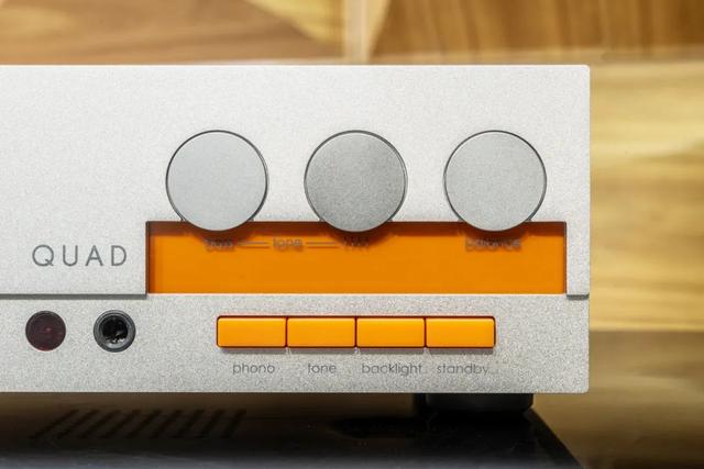 57年后经典重现,QUAD国都33前级和303后级功放试听测评