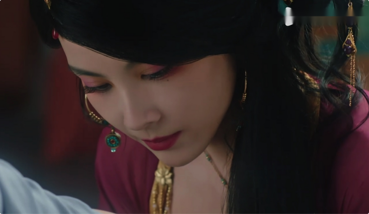 颜值、身材一流,出场就把所有人看呆,这才是古装美人该有的样子