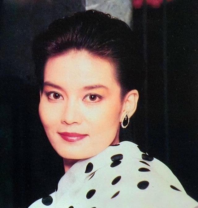 中国最干净的9位女星,不傍富豪、不滥情、个个清白干净