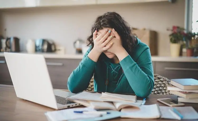 39岁女子脑出血离世，血压正常，口味清淡，医生：2件事或是原因