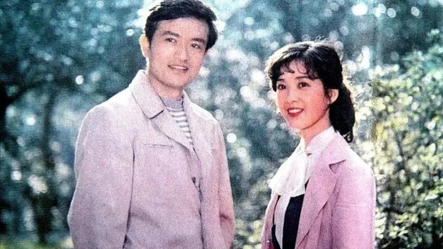 38年后，再看因流氓案“逃往”美国的龚雪，郭德纲说的话终于应验