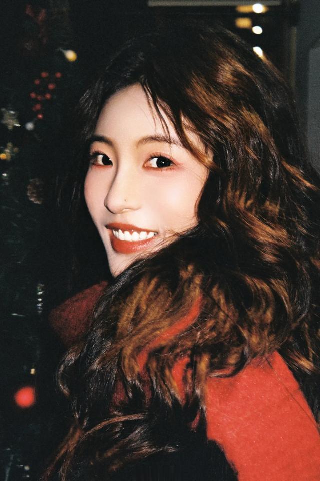 孙芮圣诞氛围感写真